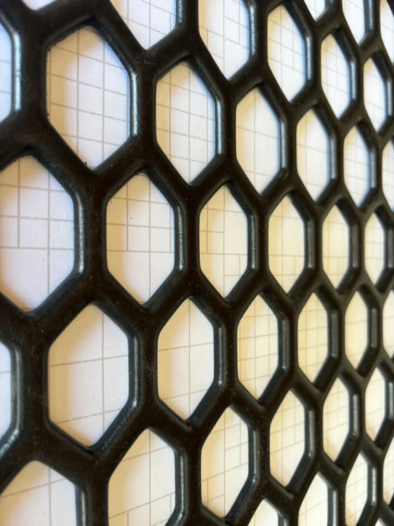 Tuningová síť / mřížka 120 x 30 - ABS plast