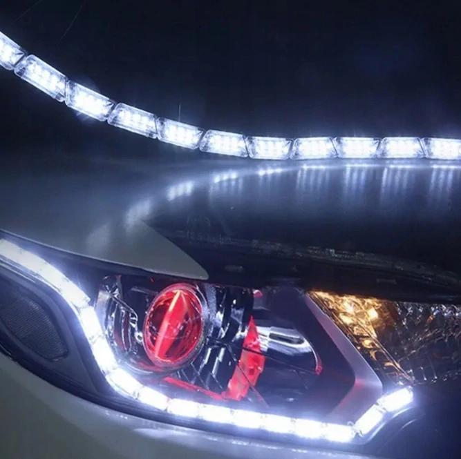 LED denní svícení se směrovými světly | Samolepicí flexibilní