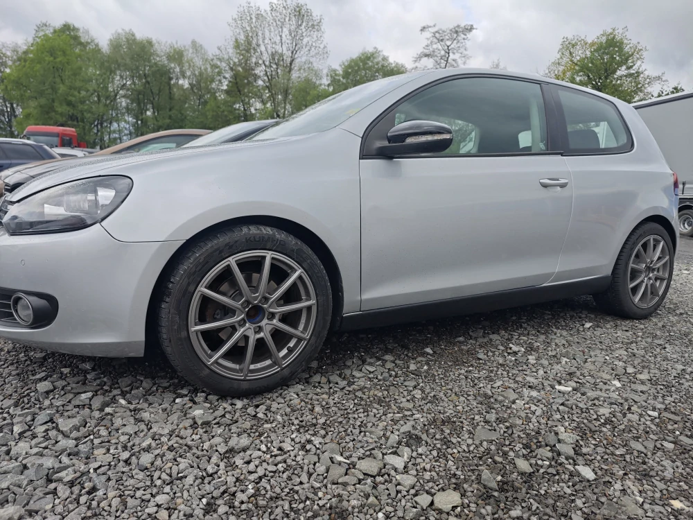 Plastové prahy VW Golf V, VI 3dv. 2003-2016