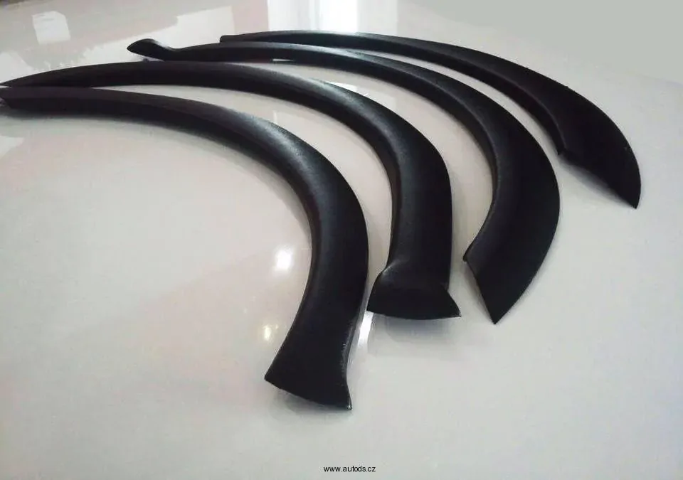 Plastové lemy VW Sharan, Ford Galaxy, Seat Alhambra 2000-2010