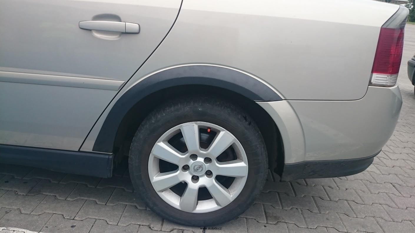 Plastové lemy Opel Vectra C 4/5 dveř 2002-2008