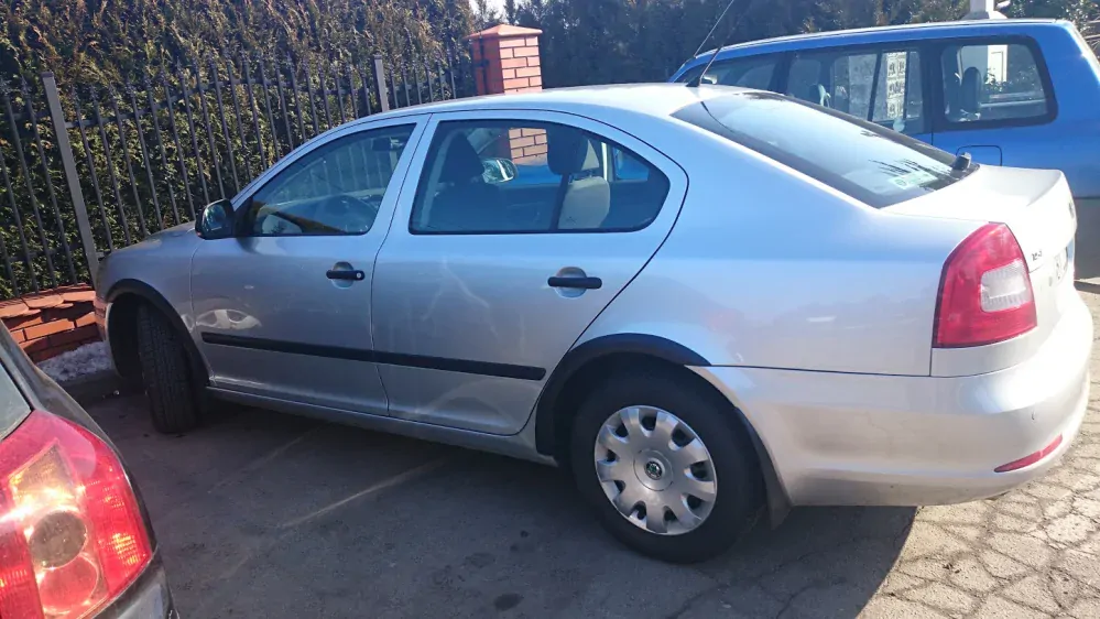 Plastové lemy blatníku Škoda Octavia II 2004-2013 - jemný desén