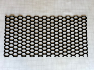 Tuningová síť / mřížka 80 x 30 - ABS plast